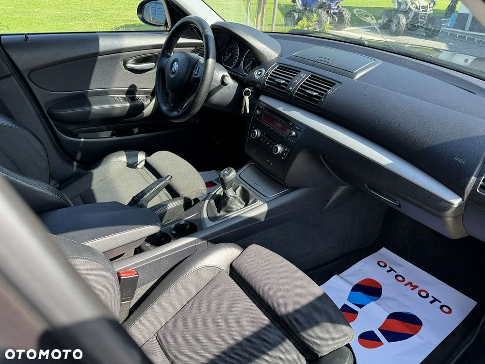 BMW Seria 1 118d DPF Edition Lifestyle - 26