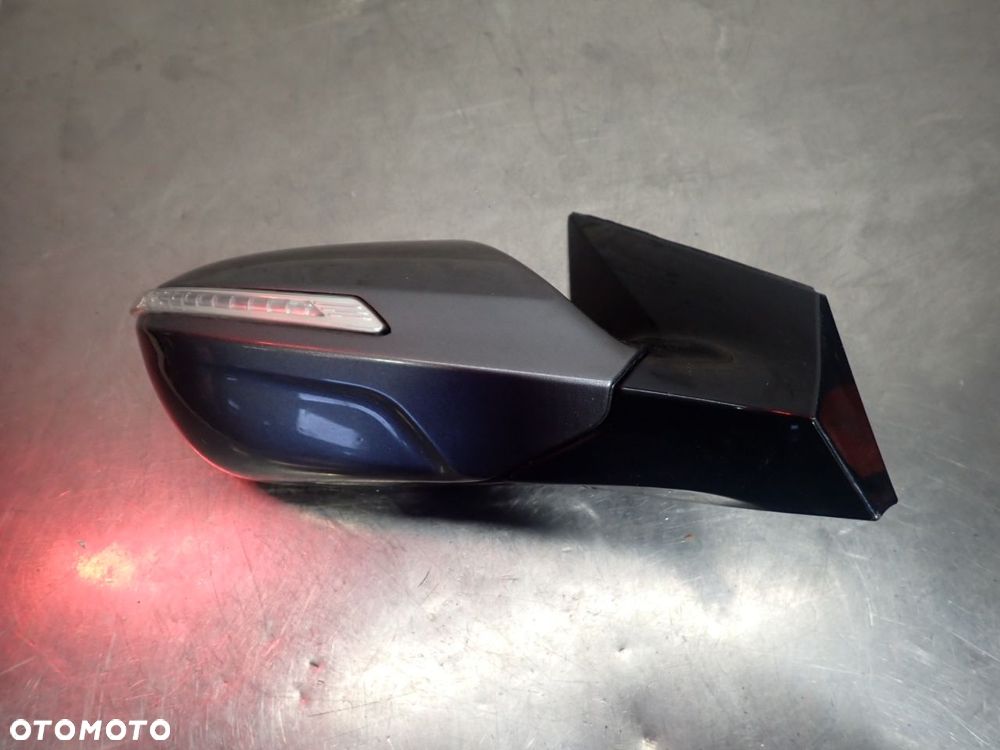 LUSTERKO PRAWE ELEKTRYCZNE HYUNDAI i40 I CW 1.7 - 3