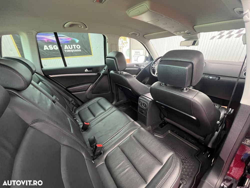 Volkswagen Tiguan 2.0 TDI 4Motion DSG Sport & Style - 16