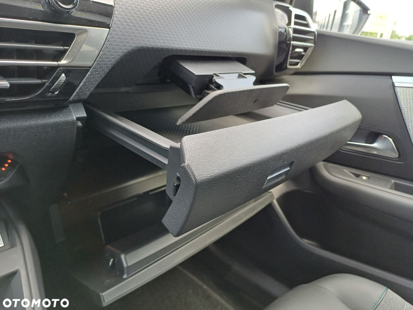 Citroën C4 1.2 PureTech Feel Pack S&S - 28