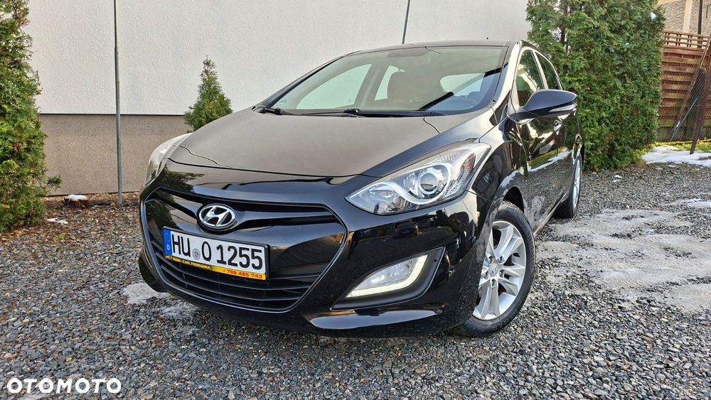 Hyundai i30 i30cw 1.4 Fifa World Cup Edition - 25
