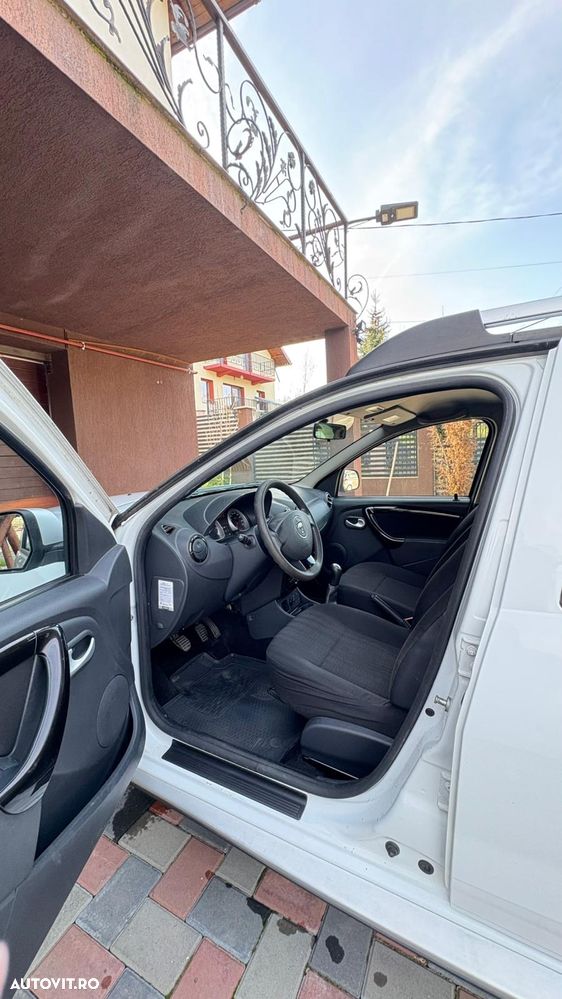 Dacia Duster 1.5 dCi 4x2 Laureate - 14