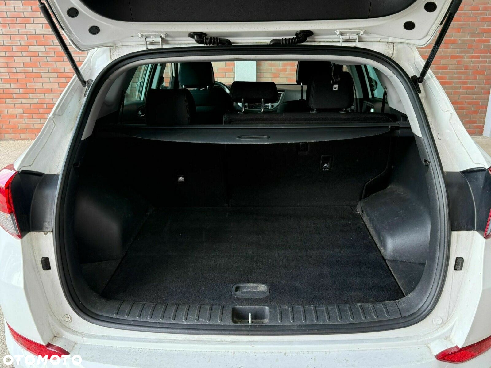 Hyundai Tucson 1.6 GDI BlueDrive Comfort 2WD - 10