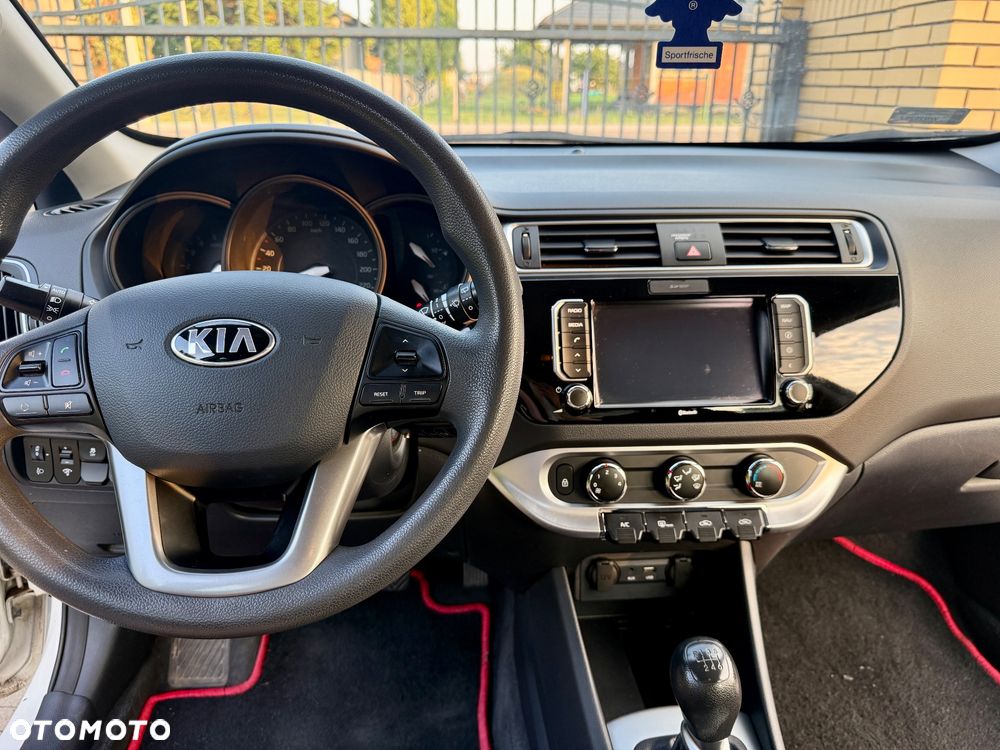 Kia Rio 1.1 crdi L - 23