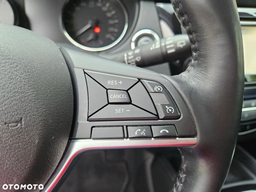 Nissan X-Trail 1.6 DIG-T N-Connecta 2WD - 28