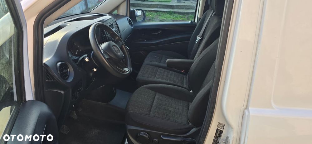Mercedes-Benz Vito - 23