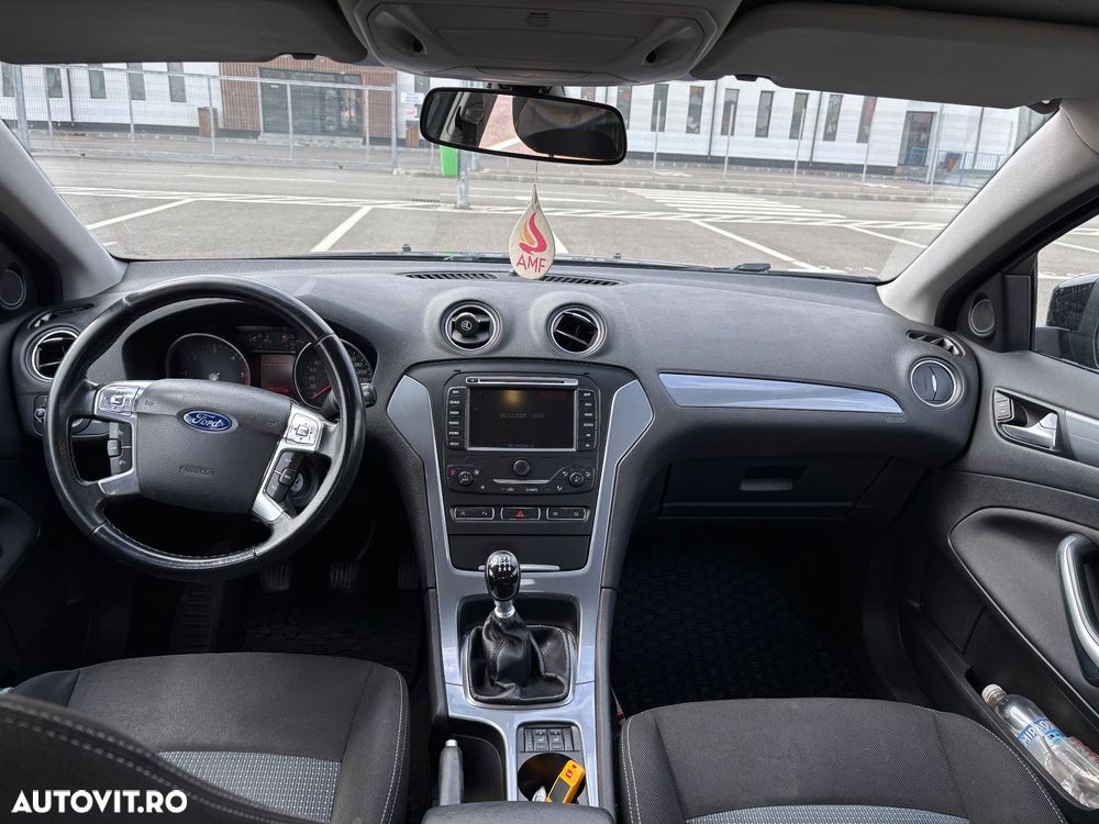 Ford Mondeo 1.6 TDCi ECOnetic - 11