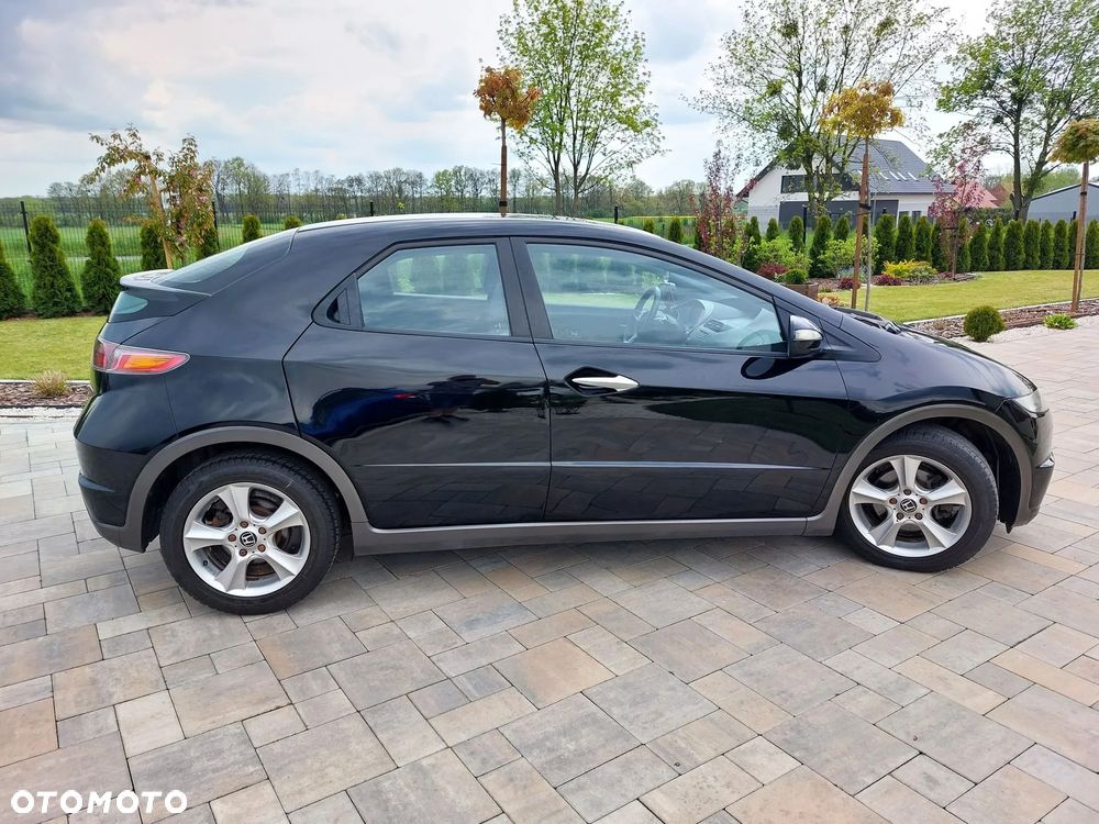 Honda Civic 1.8 Comfort - 22