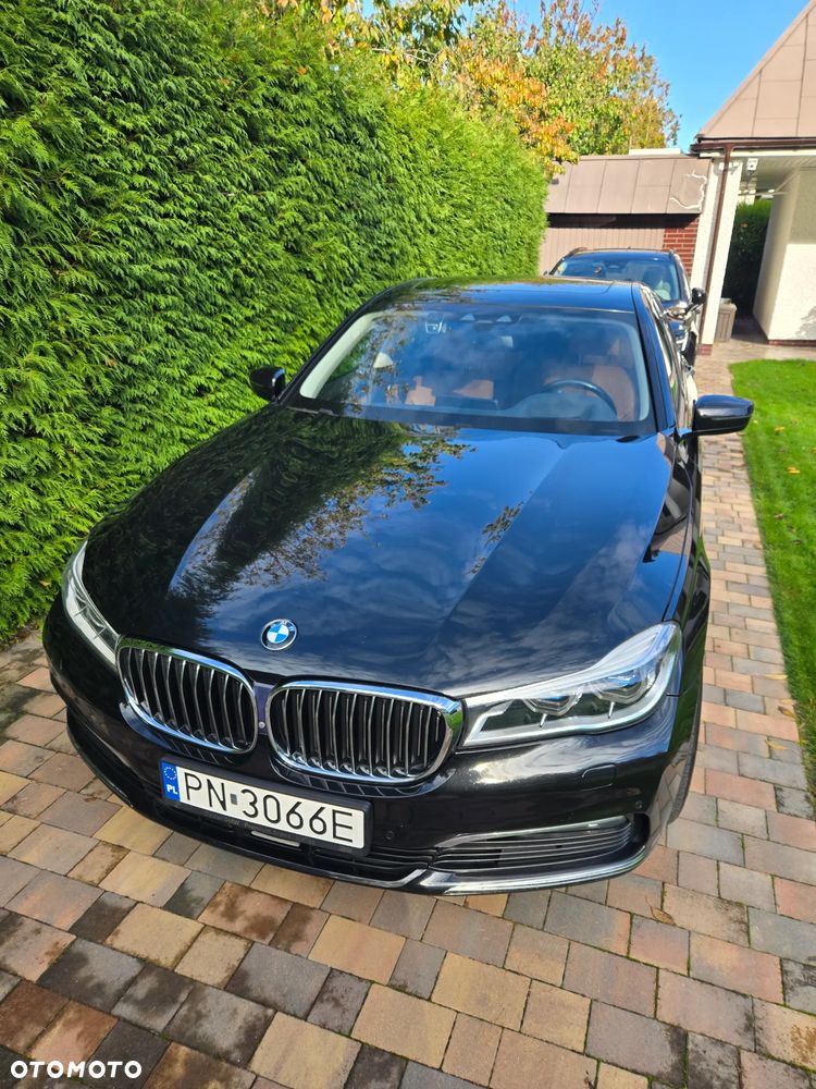 BMW Seria 7 - 8