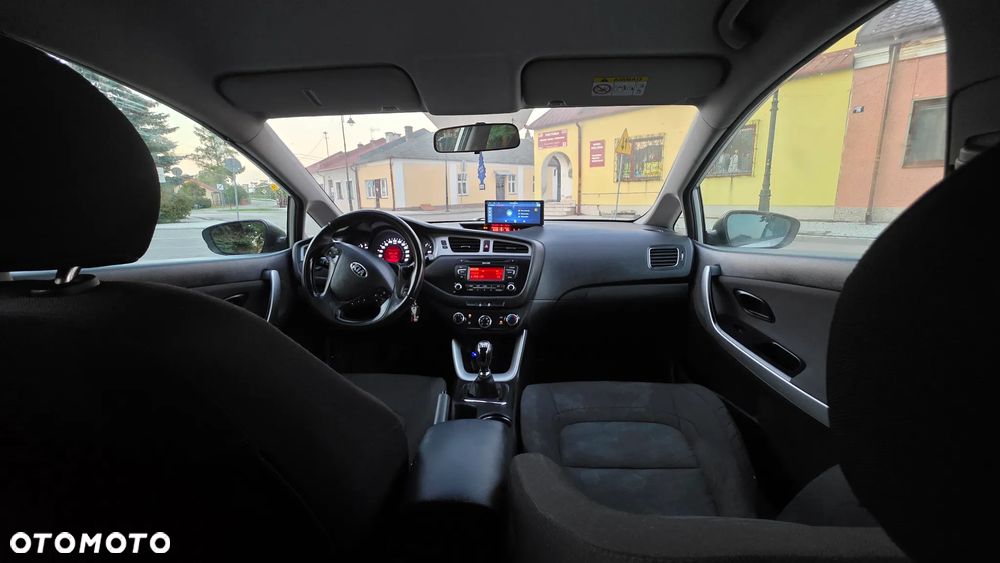 Kia Ceed 1.4 CRDi XL - 6