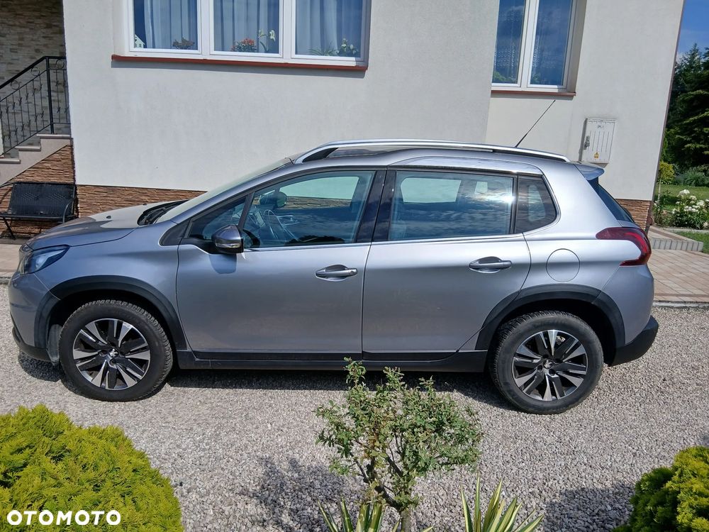 Peugeot 2008 - 6