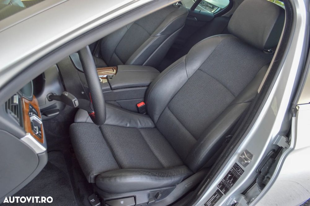 BMW Seria 5 520d Aut. BluePerformance - 34