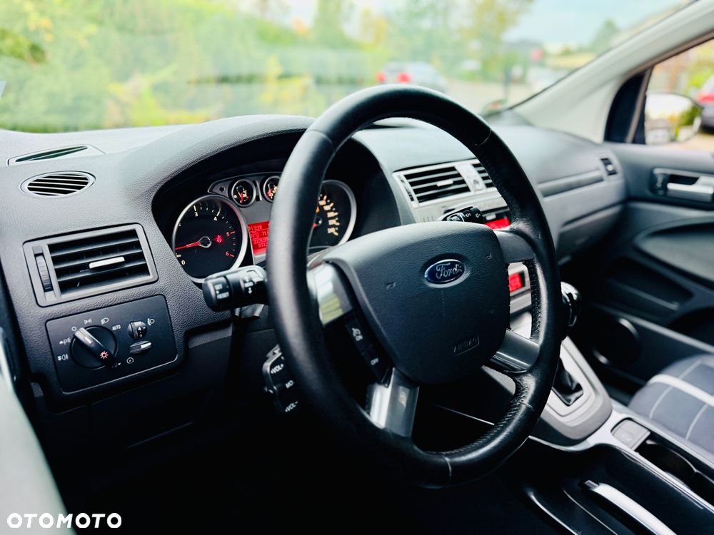 Ford Kuga 2.0 TDCi Titanium MPS6 - 25