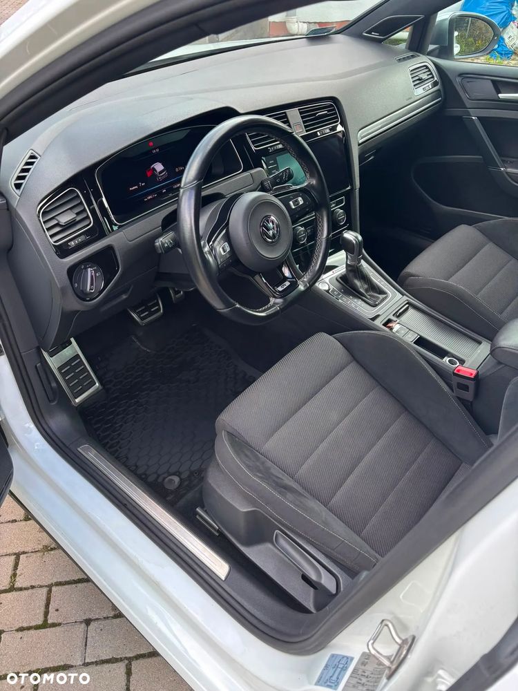 Volkswagen Golf - 7