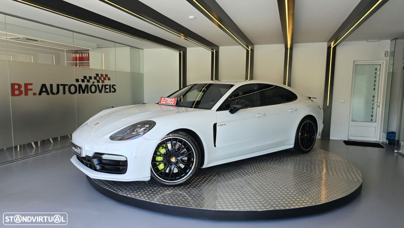 Porsche Panamera 4 E-Hybrid - 9