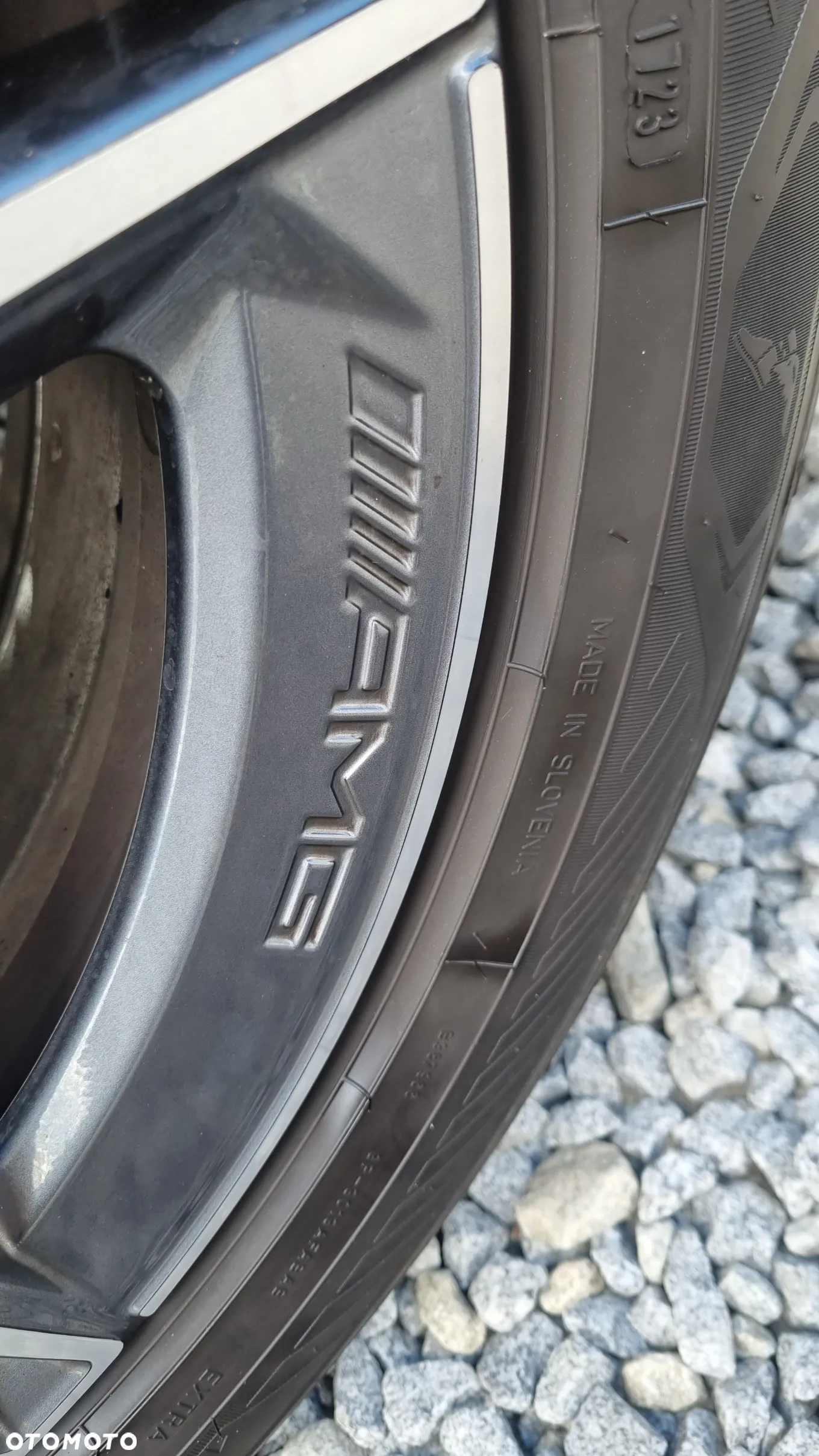 Mercedes-Benz GLB 220 d AMG Line 8G-DCT - 25
