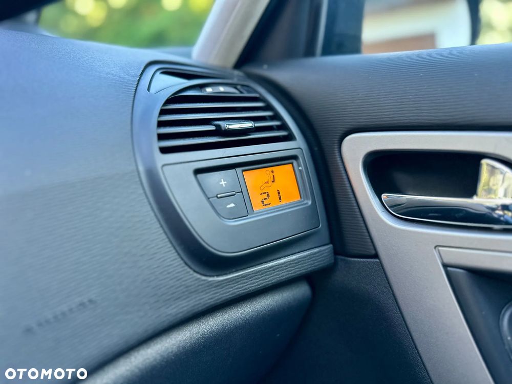 Citroën C4 Picasso 1.6 VTi Equilibre - 22