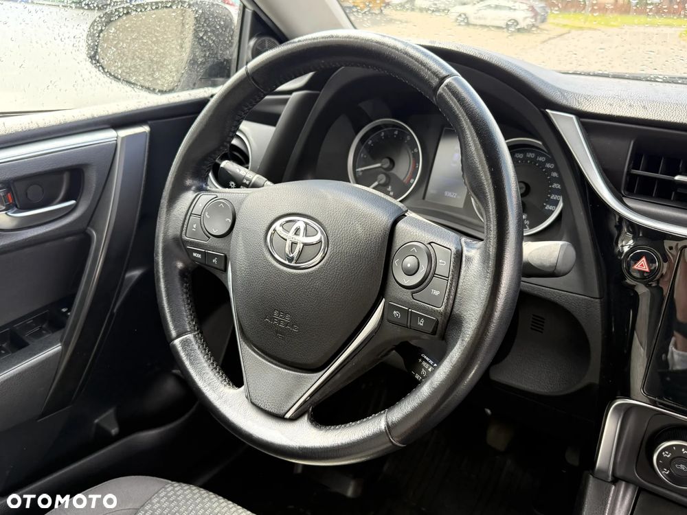 Toyota Corolla 1.6 Comfort - 9