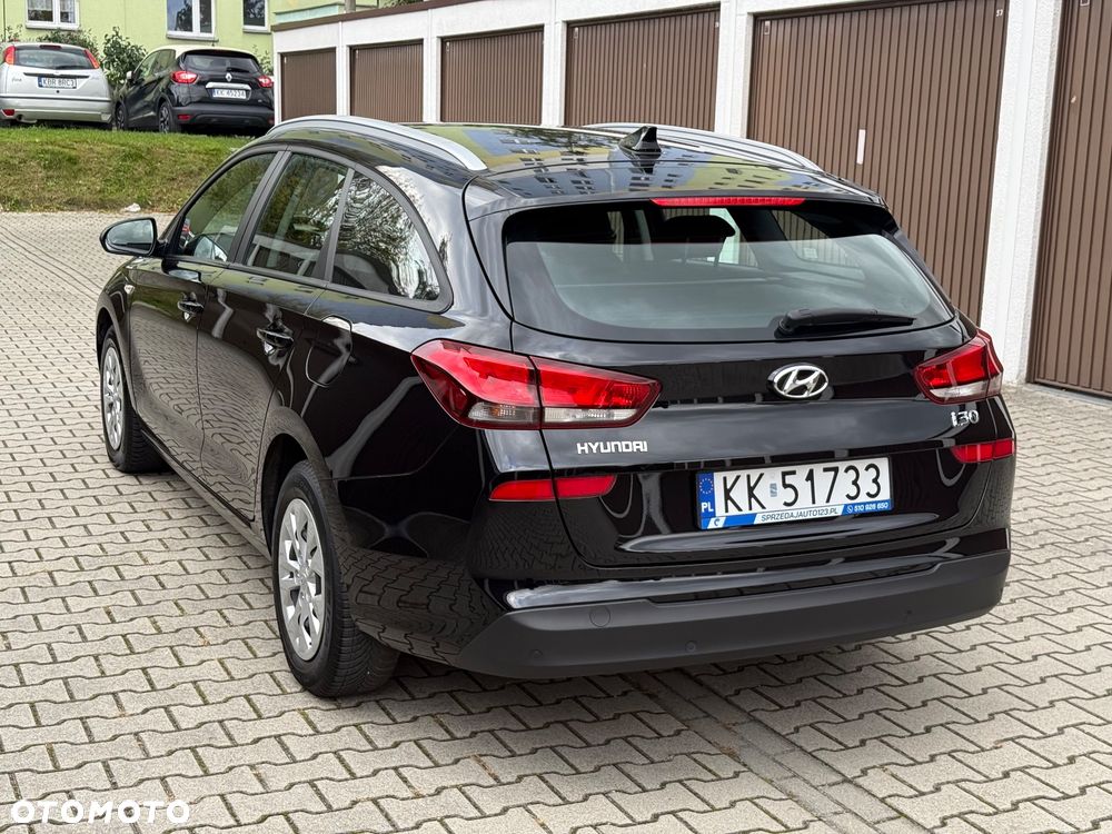 Hyundai i30 1.5 DPI Classic + - 4