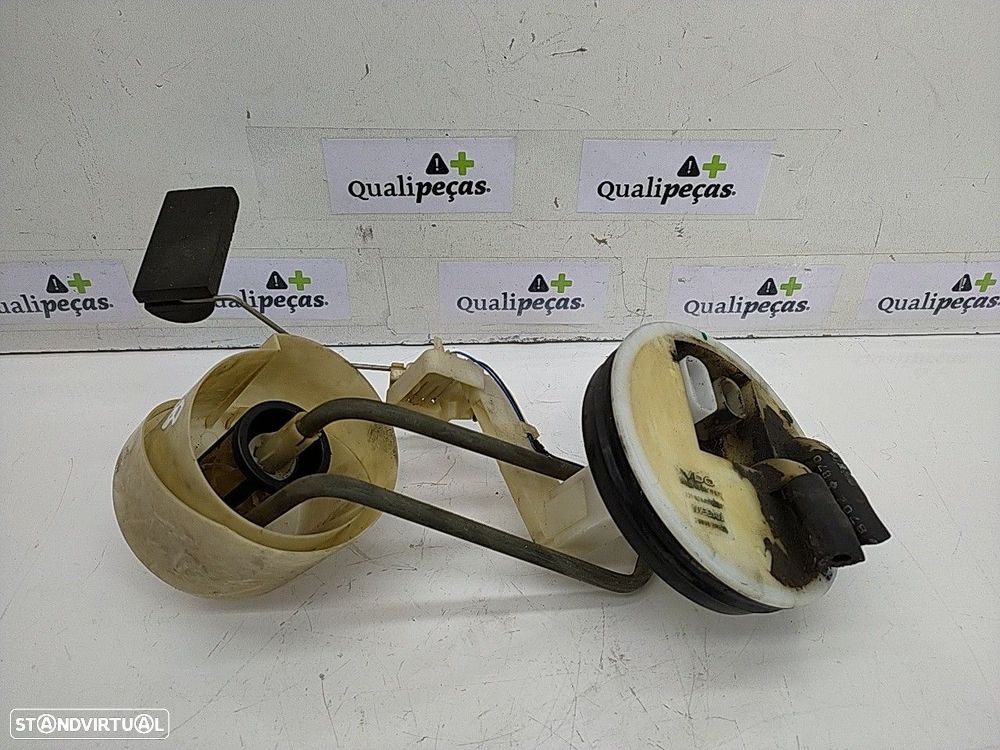 Bomba / Boia  Deposito Combustivel Gasoleo Nissan Micra Ii (K11) - 1