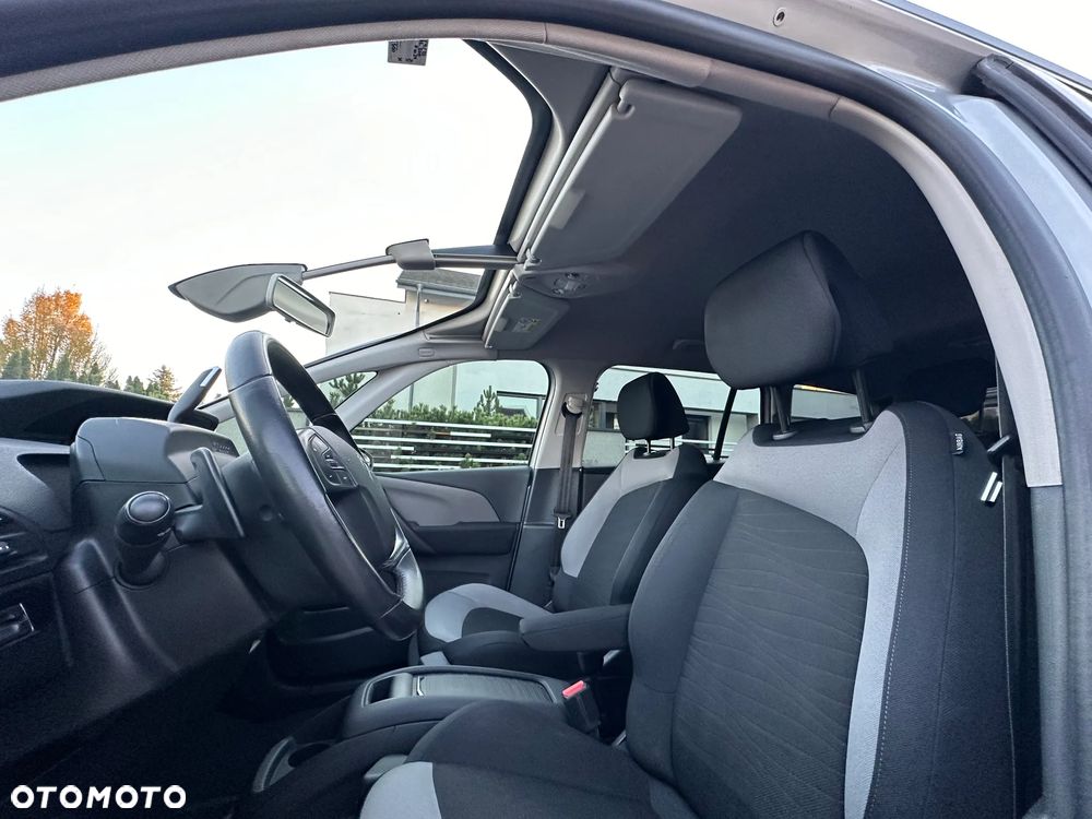 Citroën C4 Grand Picasso 1.6 BlueHDi Shine S&S EAT6 - 15