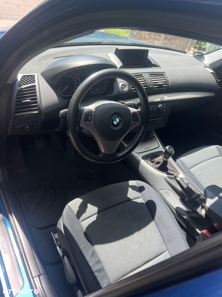 BMW Seria 1 118i - 12