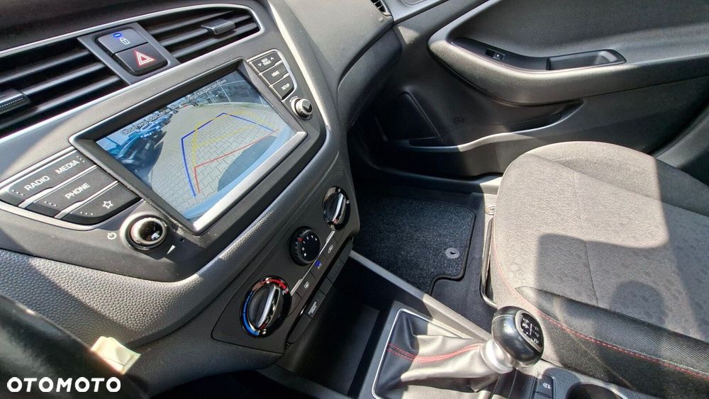 Hyundai i20 - 9