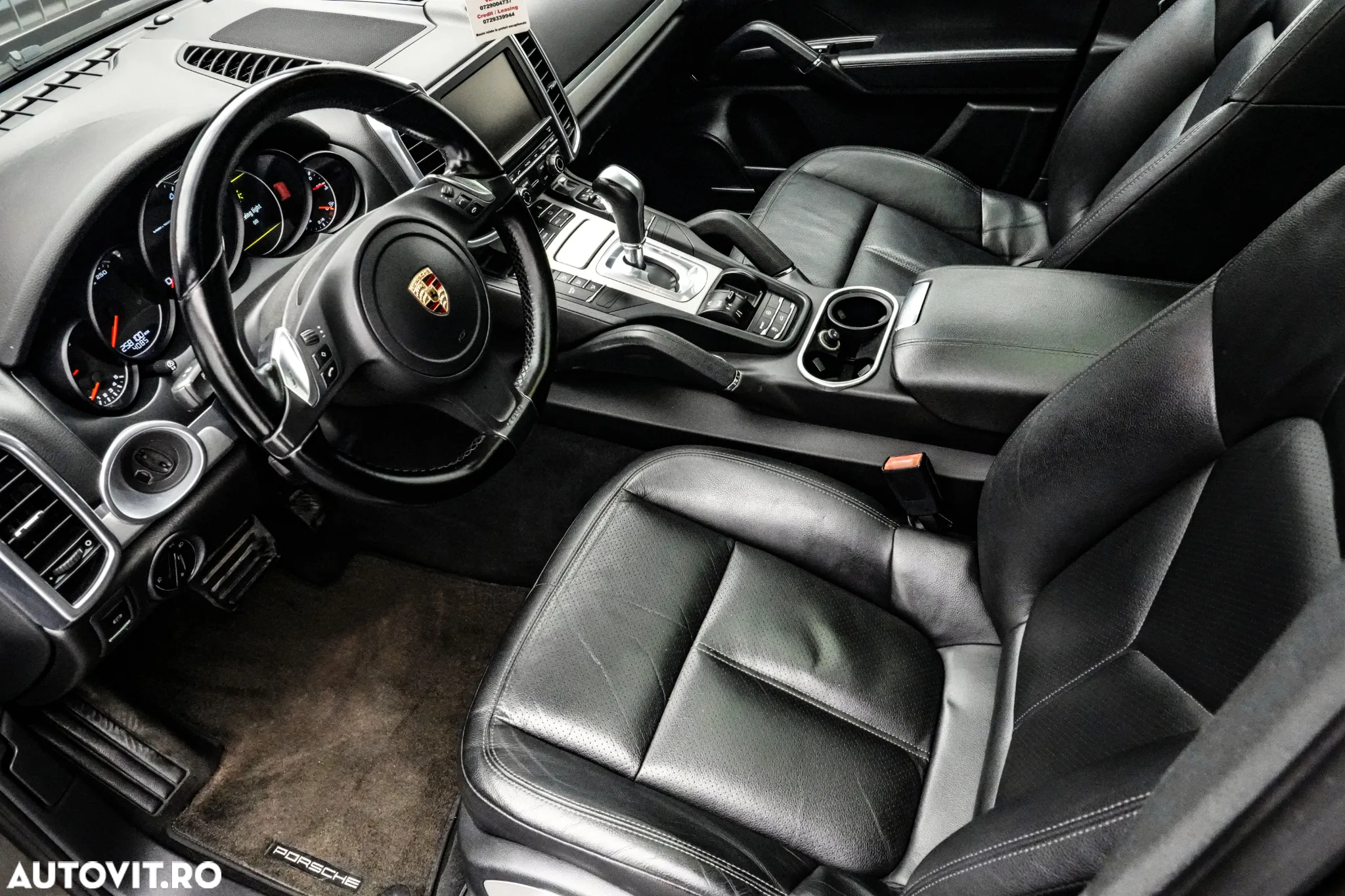 Porsche Cayenne 3.0 L V6 - 13