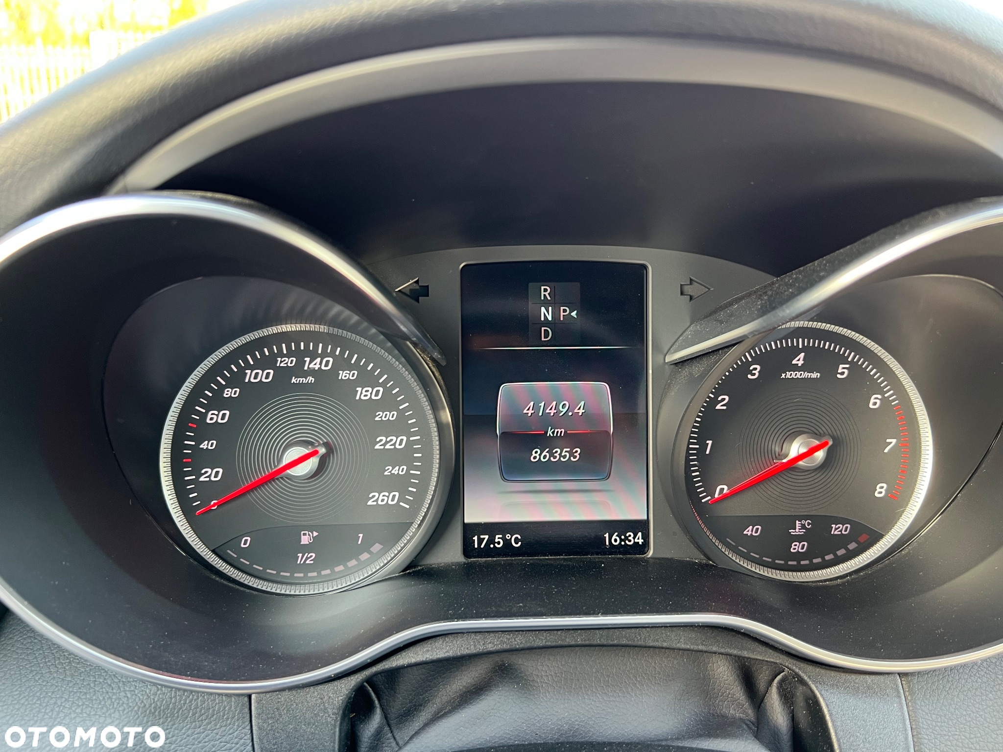 Mercedes-Benz Klasa C 200 Cabrio 9G-TRONIC AMG Line - 19
