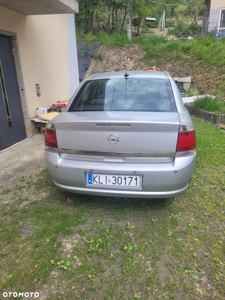Opel Vectra 1.9 CDTI Cosmo - 4