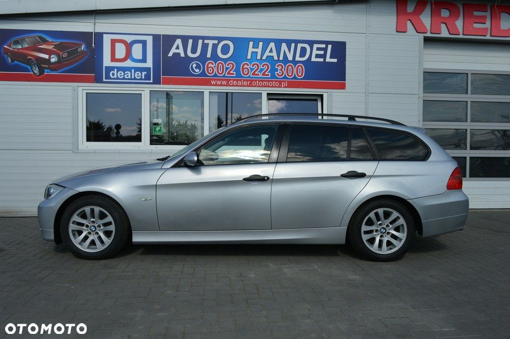 BMW Seria 3 320d - 12