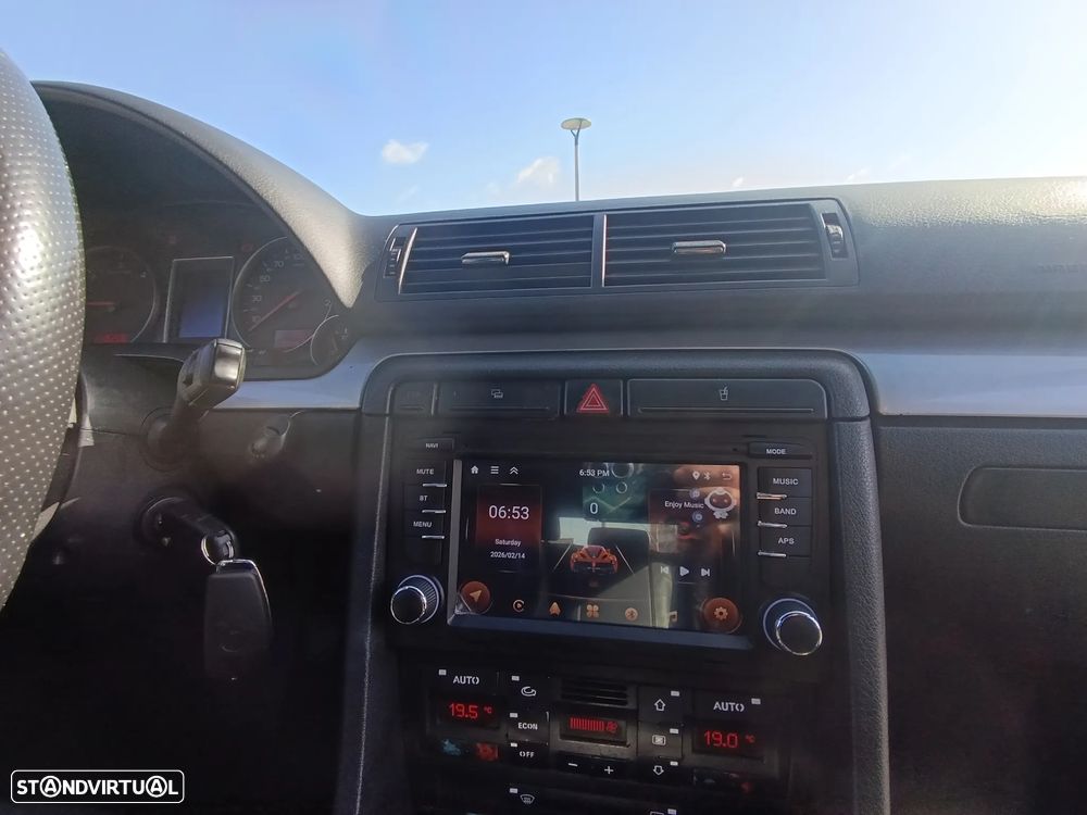 Audi A4 1.9 TDI m6 S-Line - 22