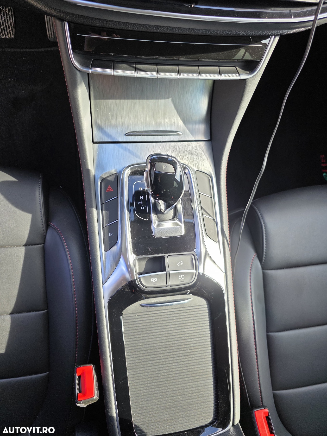 MG EHS 1.5 T-GDi AT PHEV Excite - 8
