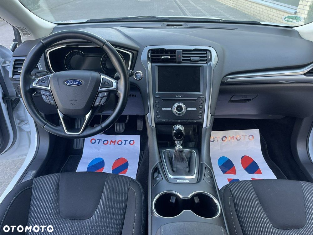 Ford Mondeo - 26