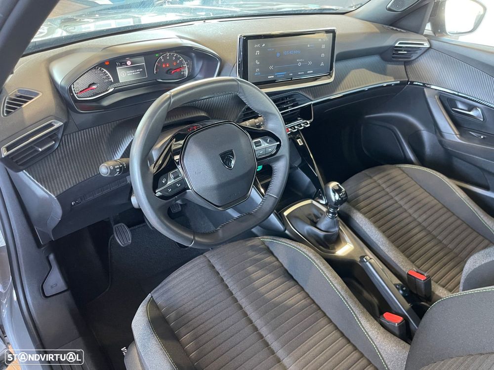 Peugeot 2008 1.2 PureTech Active - 9