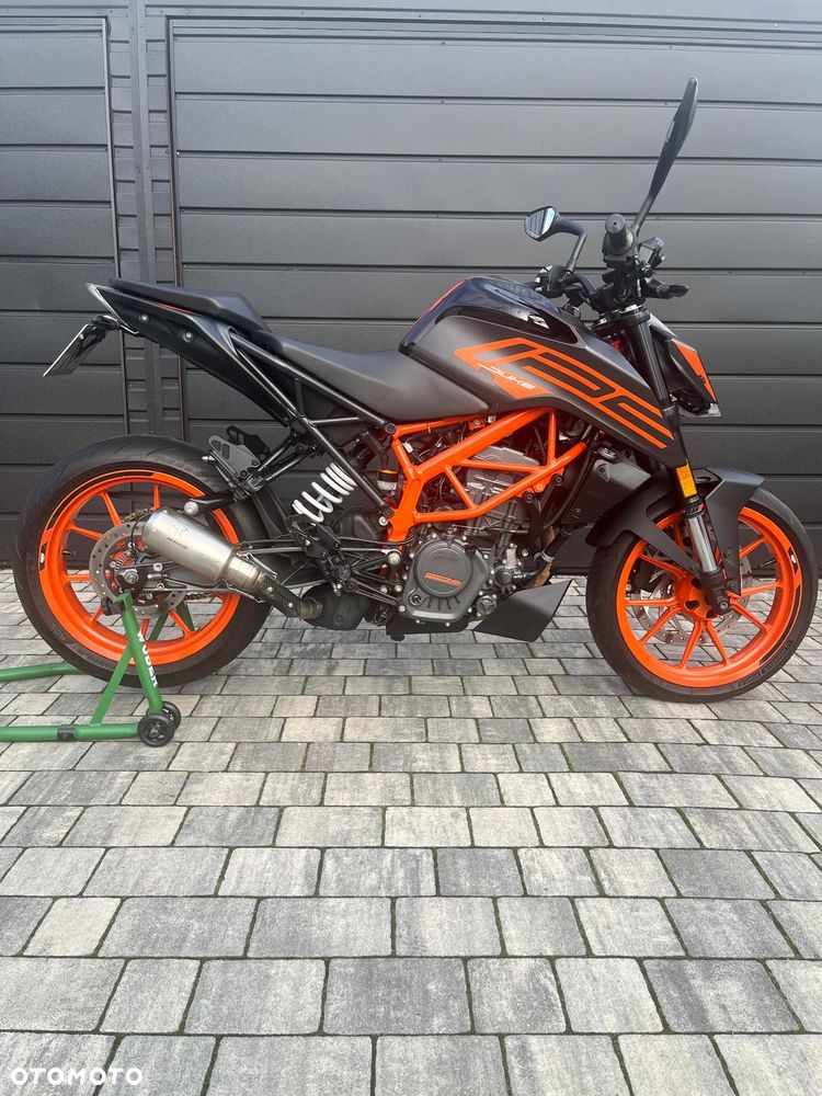 KTM Duke 125