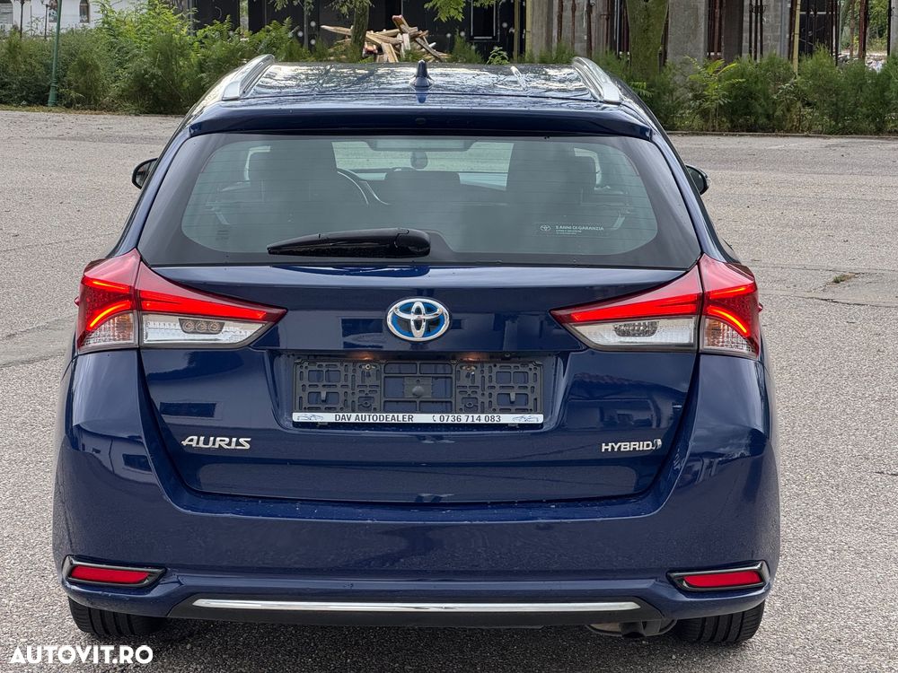 Toyota Auris 1.8 L VVT-i Hybrid Luna - 4
