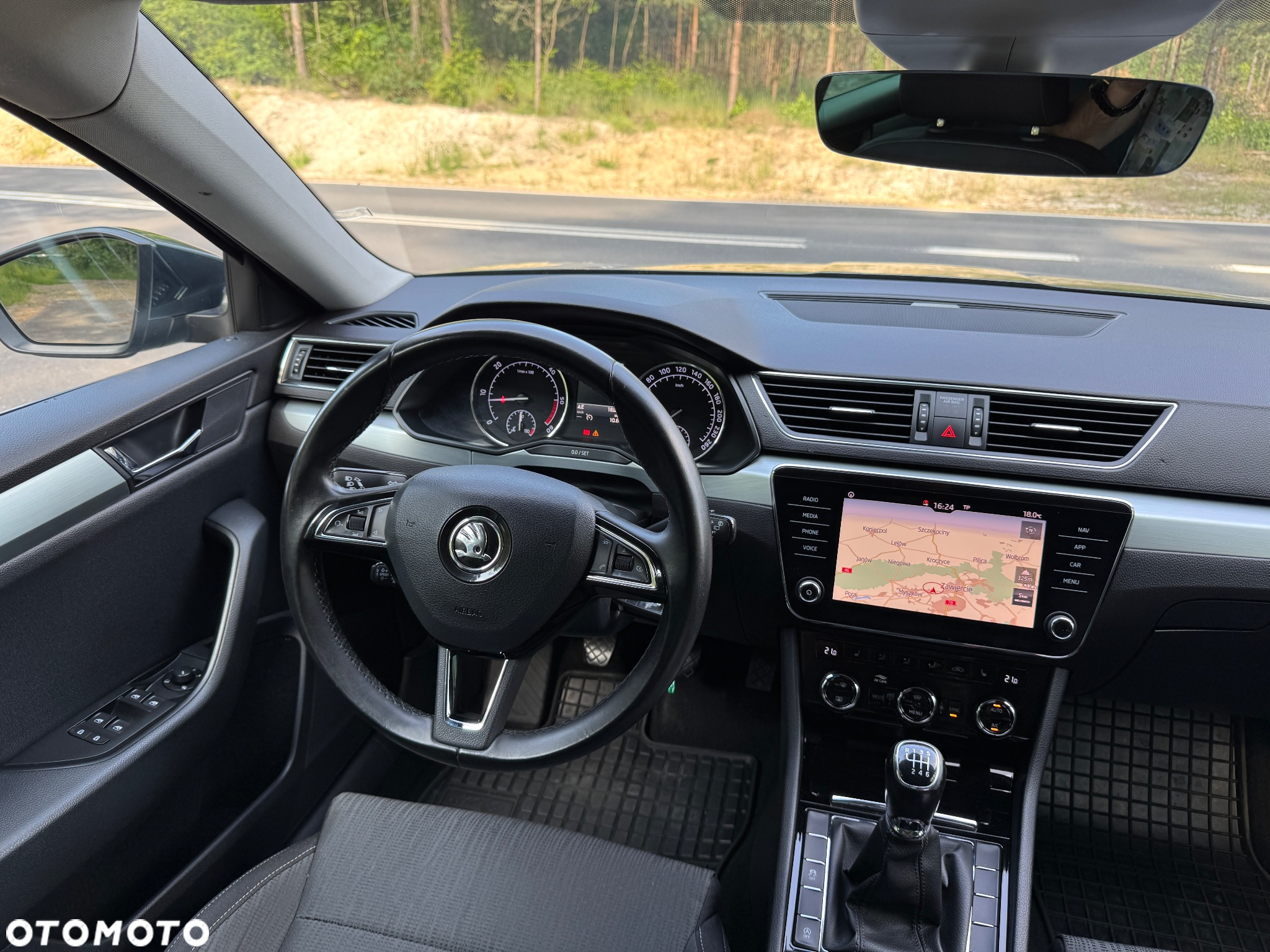 Skoda Superb 2.0 TDI Style - 11