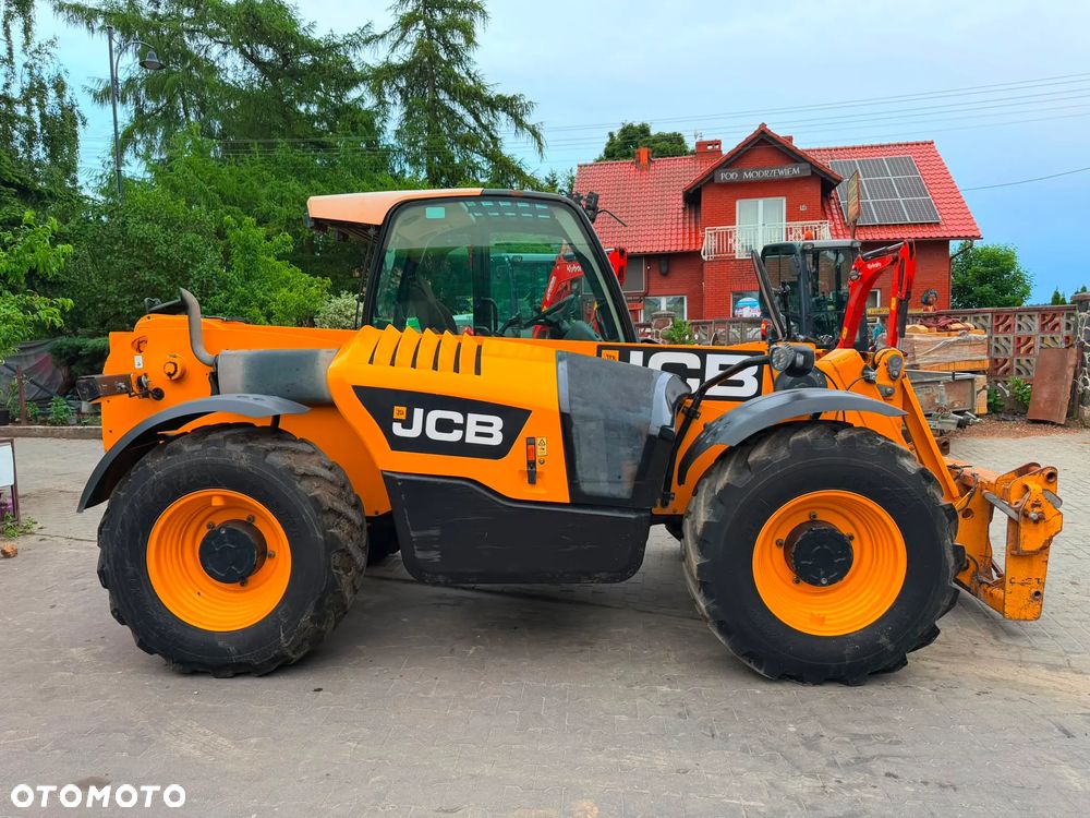 JCB 536-70 Agri Xtra - 4