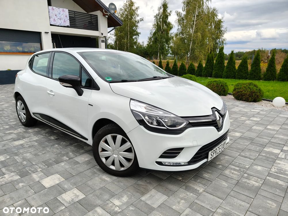 Renault Clio - 7