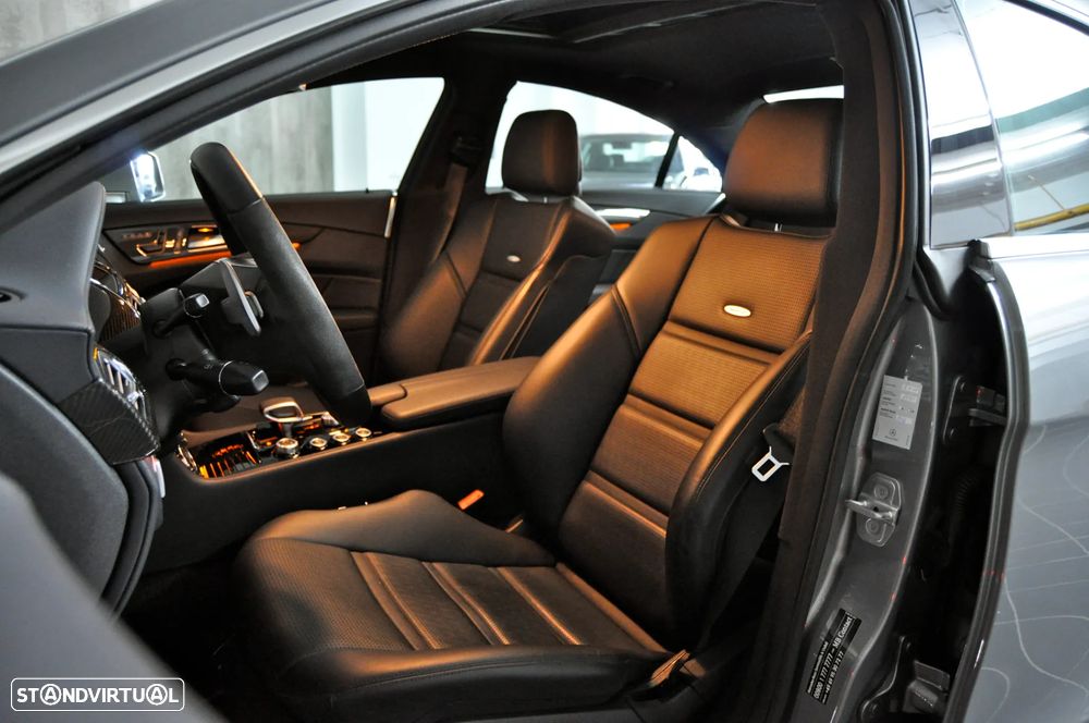 Mercedes-Benz CLS 63 AMG - 12