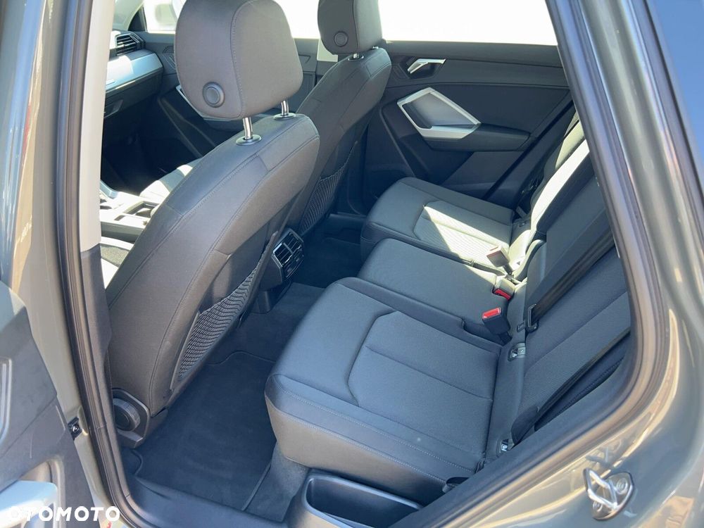 Audi Q3 - 12