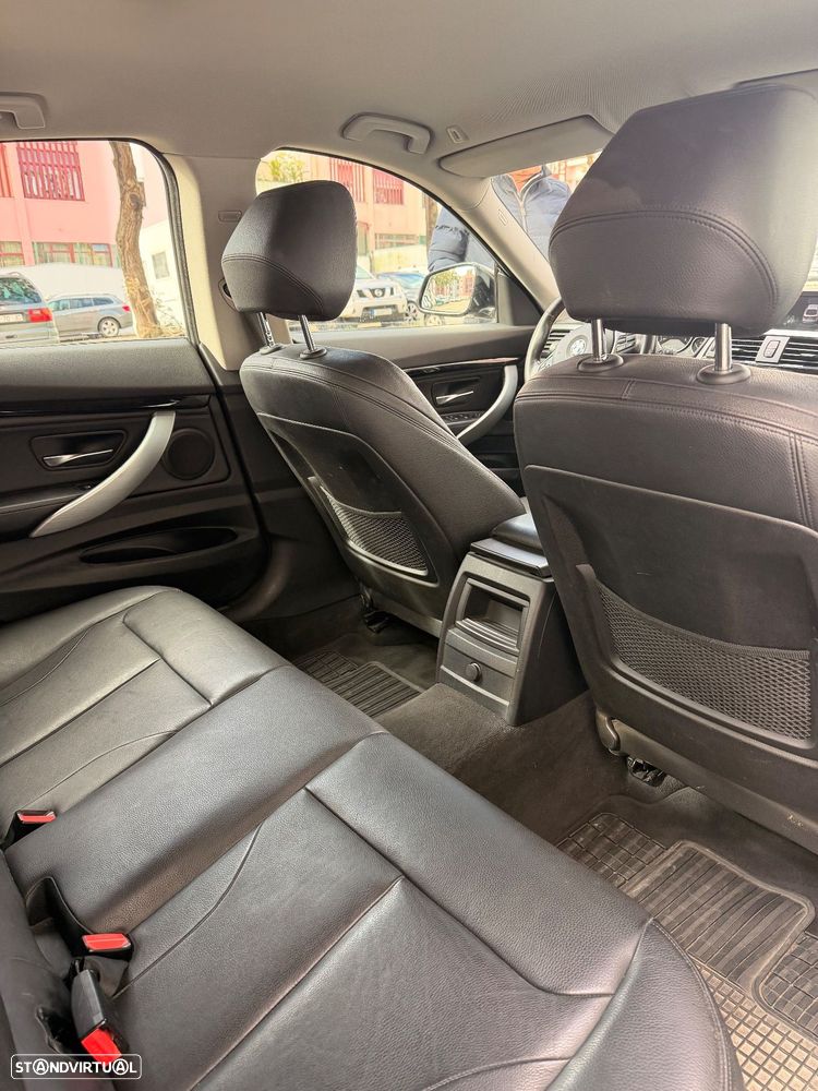 BMW 318 Gran Turismo d Sport Line - 10