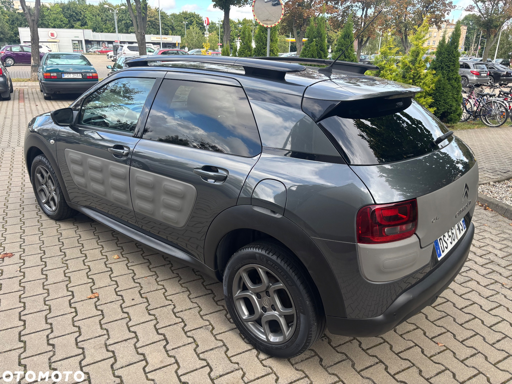 Citroën C4 Cactus 1.2 PureTech Shine S&S ETG - 21
