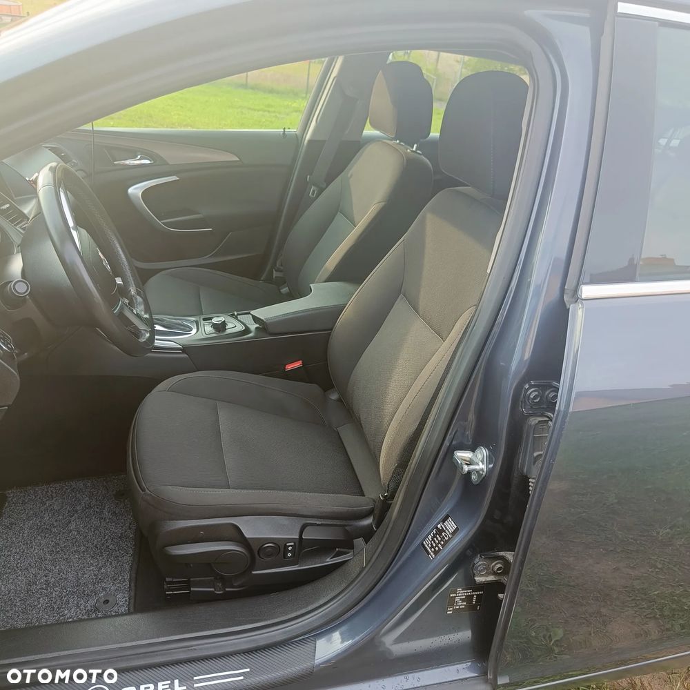 Opel Insignia - 14