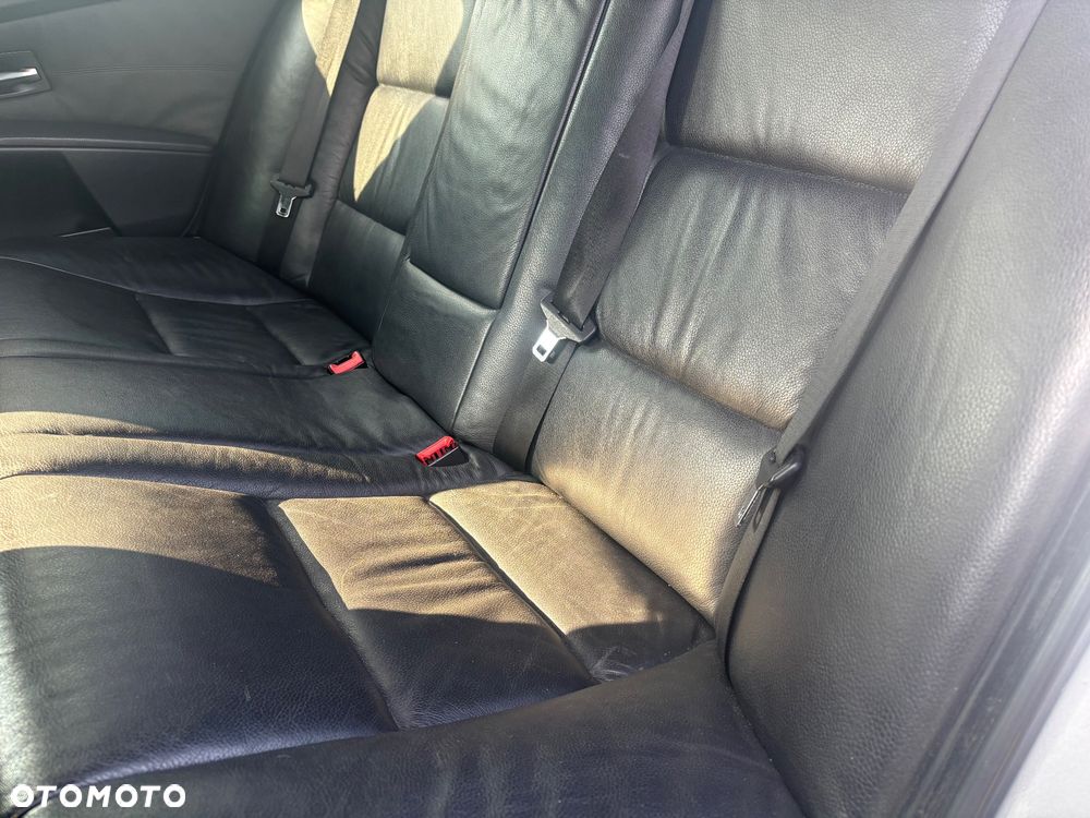 BMW Seria 5 - 16