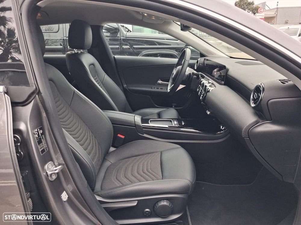 Mercedes-Benz CLA 180 d Shooting Brake Style Plus Aut. - 13