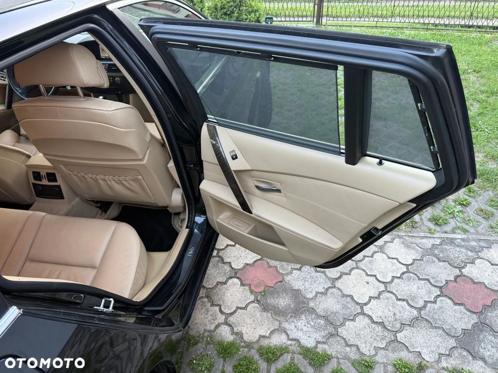BMW Seria 5 530i - 21