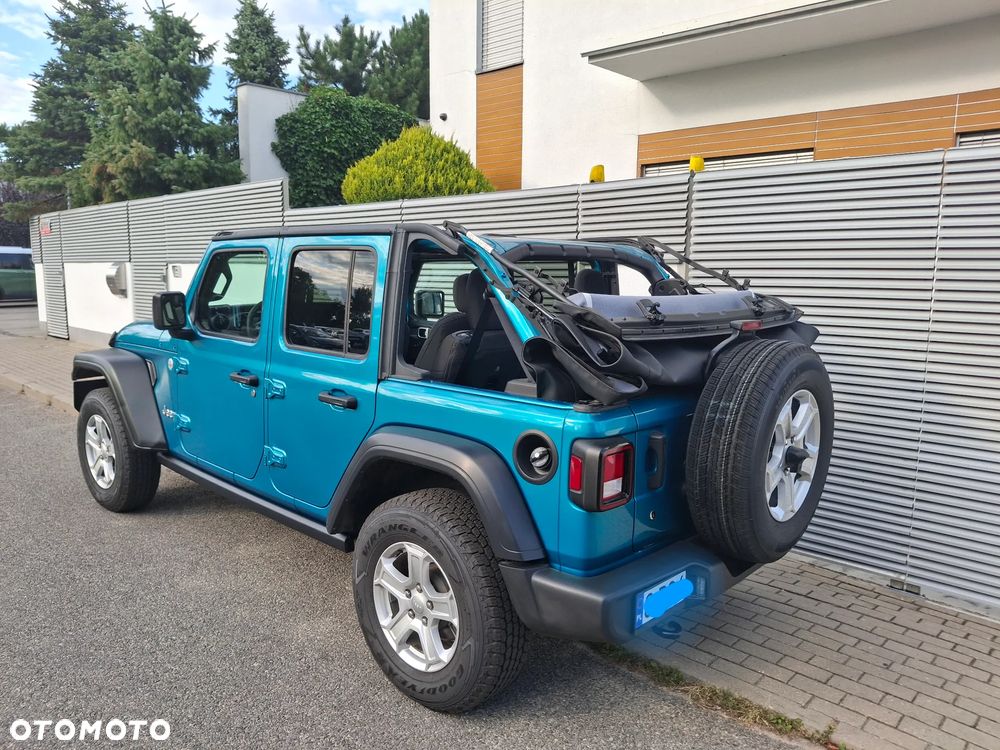 Jeep Wrangler Unlimited GME 2.0 Turbo Sport - 12