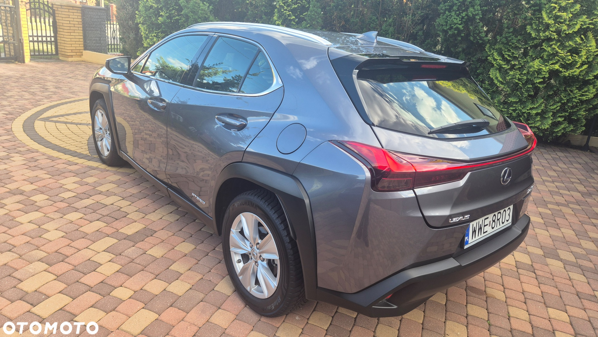 Lexus UX 250h Business Edition - 5